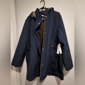 Liz Claiborne Men's Dark Blue Raincoat